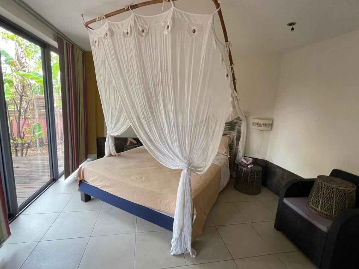 Caz Margouillat Villa L'Etang-Sale Luaran gambar